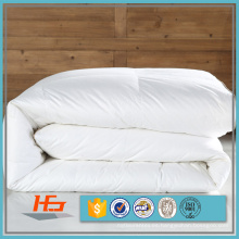 Venta al por mayor Hotel White Bedding Super King Microfiber Quilt Duvet